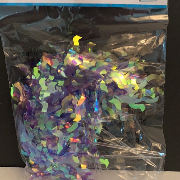 Beautiful Colored Iridescent Picks - Picture 4 of 6